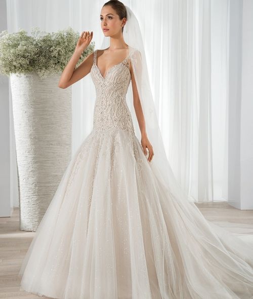 style 606, Demetrios