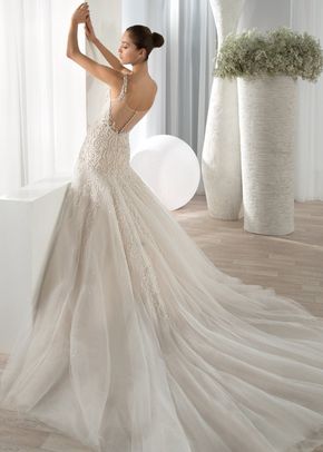 style 606, Demetrios