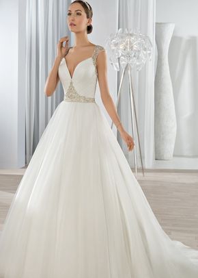 style 607, Demetrios