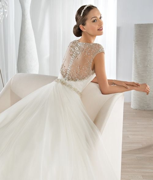 style 607, Demetrios