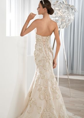 style 619, Demetrios