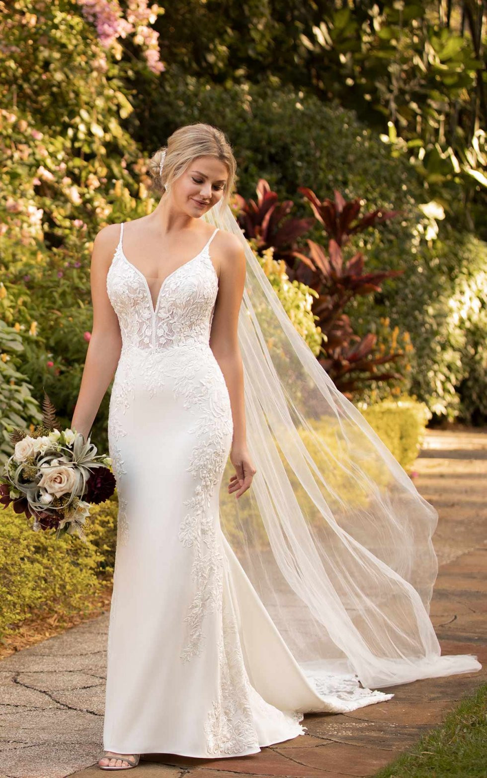 wedding-dresses-by-essense-of-australia-d3063-weddingwire-ca