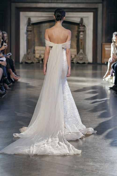 br 15 16 with cape, Inbal Dror