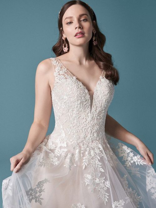 Winslow, Maggie Sottero