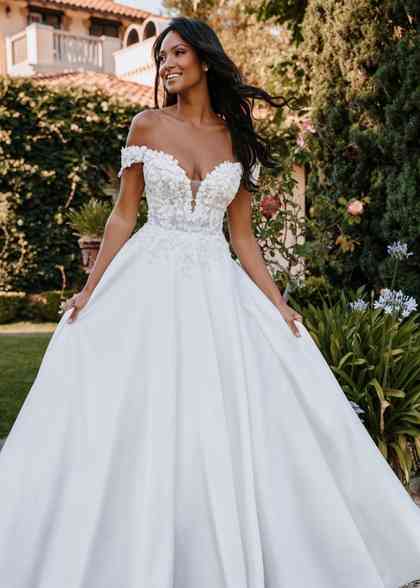 Wedding Dresses by Stella York 6414 WeddingWire.ca