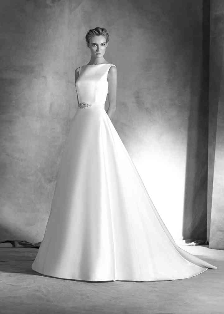 Wedding Dresses by Atelier Pronovias - IVETTE 