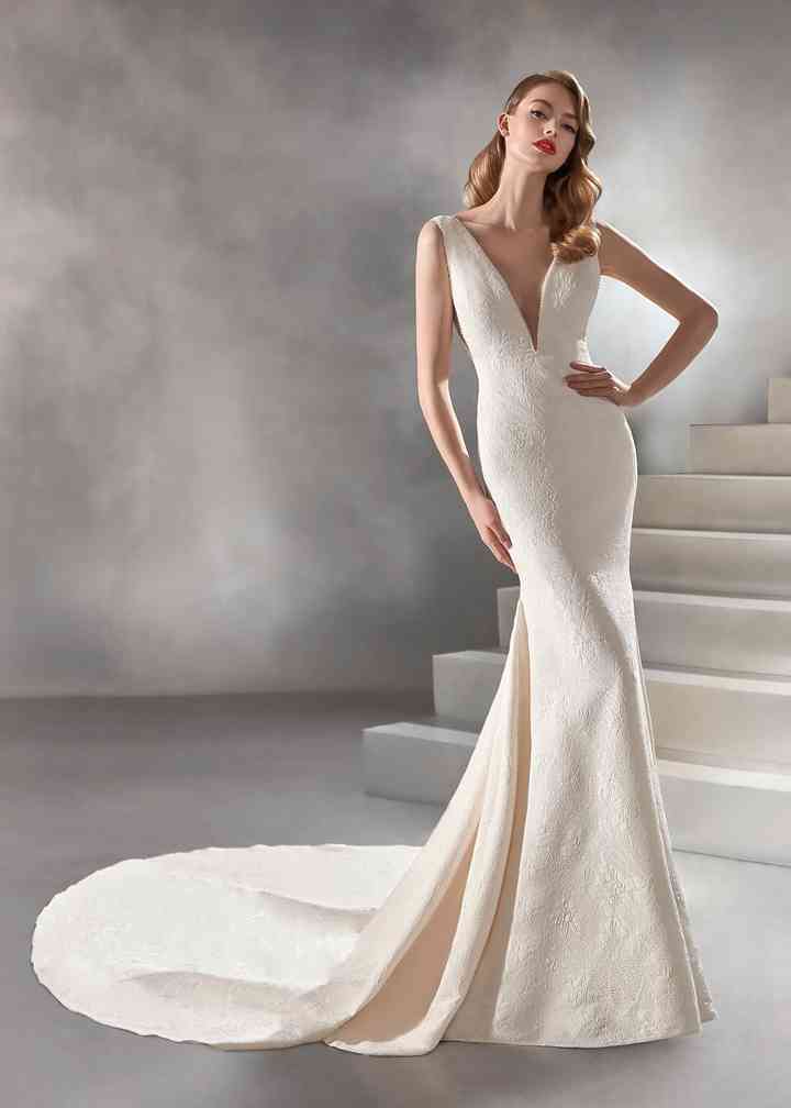 Wedding Dresses by Atelier Pronovias ...