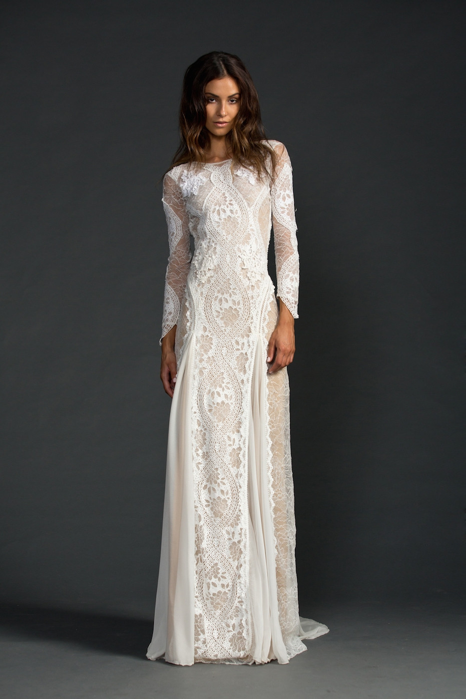 https://cdn0.weddingwire.ca/cat/wedding-dress/grace-loves-lace/inca--mfvo10834.jpg