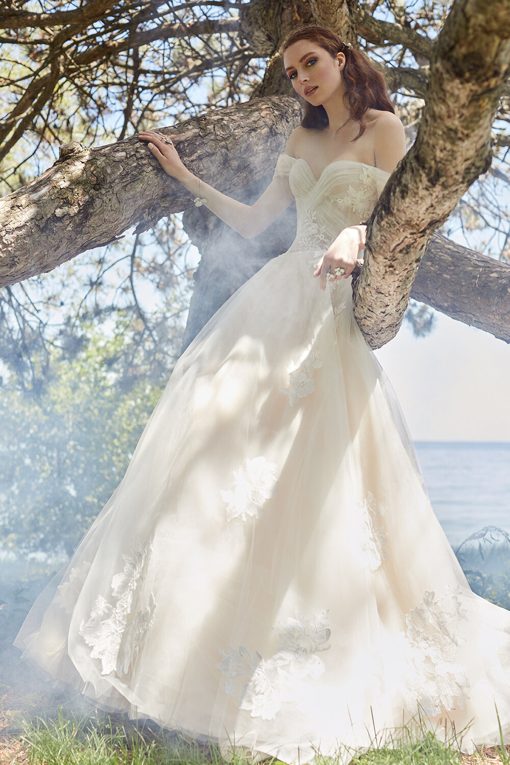 amaryllis wedding dress