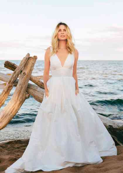 Wedding Dresses by Atelier Pronovias BURTON WeddingWire.ca