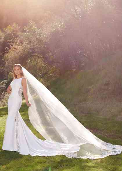 7119 wedding dress