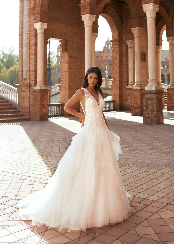 Wedding Dresses by Pronovias - Page 3 