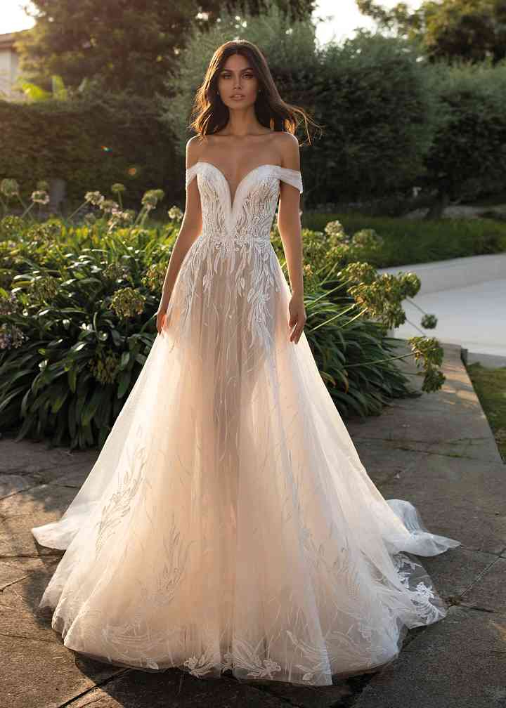 asia pronovias