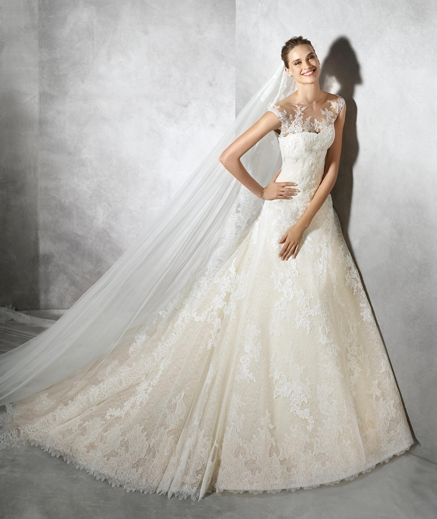 Wedding Dresses by Pronovias - TAMIA - WeddingWire.ca