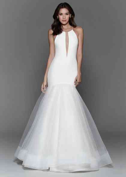 Dracma pronovias on sale