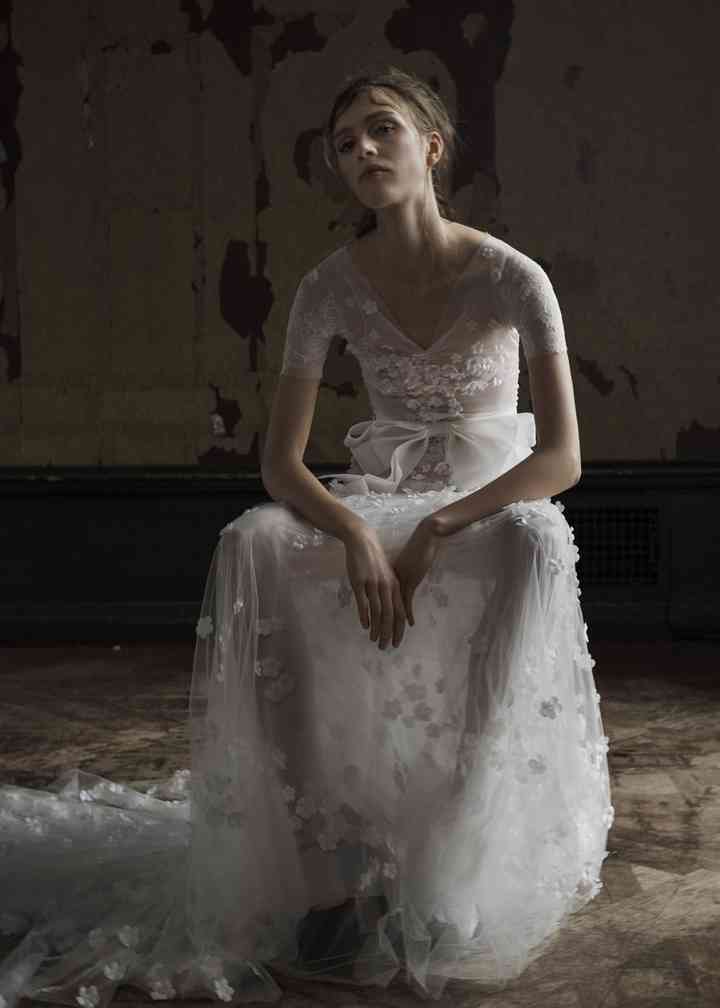 Vera wang outlet wedding dress canada