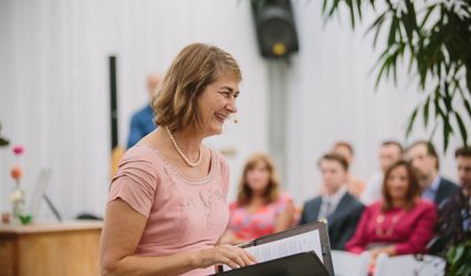 Lisa Hartley Celebrant