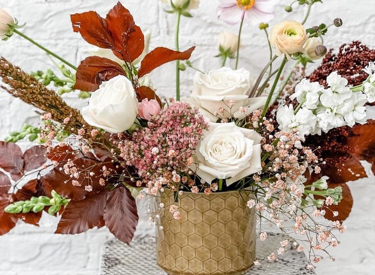 Living Fresh Flower Studio and School