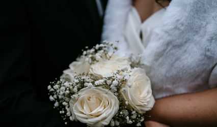Moments by Del Photography