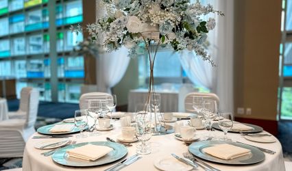 Coast Coal Harbour Hotel