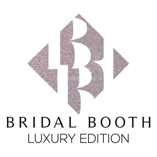 Le Bridal Booth