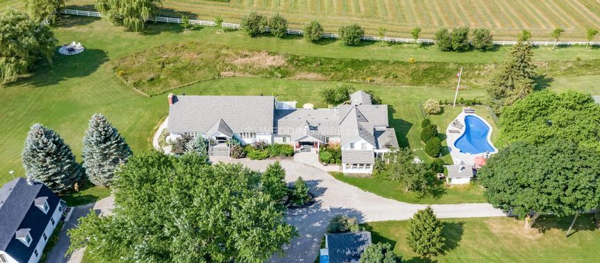 Mountain Ash Country Manor
