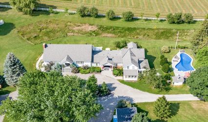 Mountain Ash Country Manor