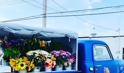 Gypsy Blooms Flower Truck