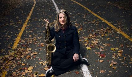 Beth McKenna - Jazz Saxophonist