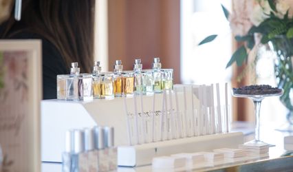 The Perfume & Lip Bar
