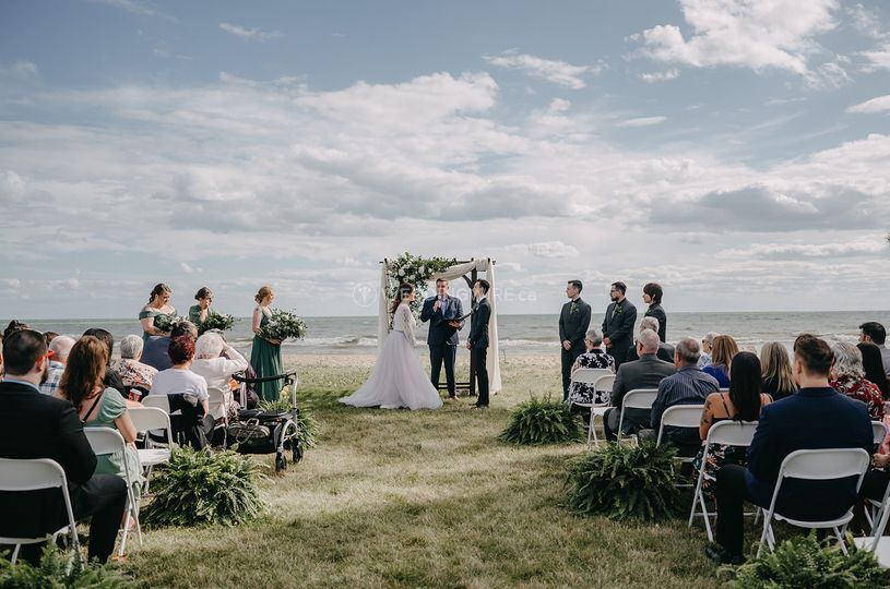 Noah Campbell - Licensed Wedding Officant