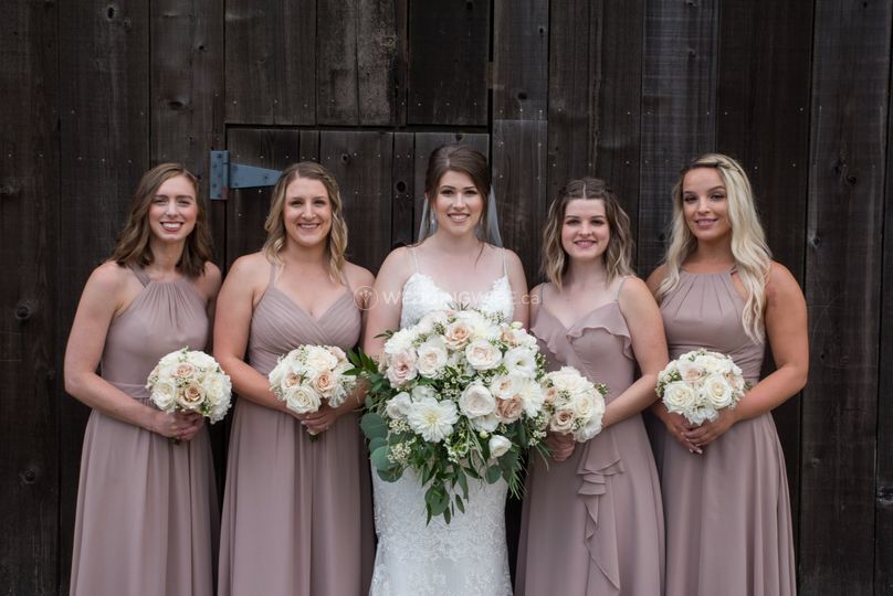 Club Wed & Beyond – Floral Boutique