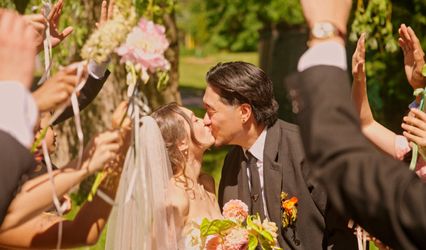 Wedding Films by Michelle (michellefilmsco)