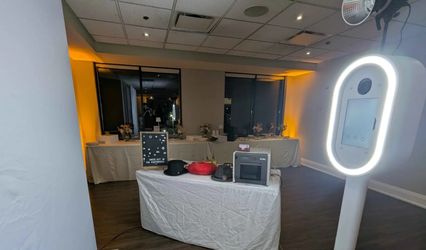 Aura Photobooth Company