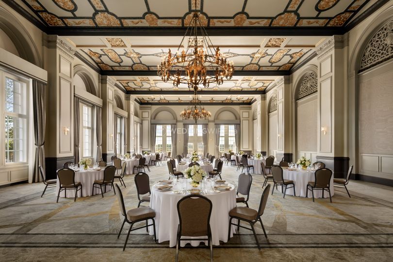 Fairmont Hotel Macdonald