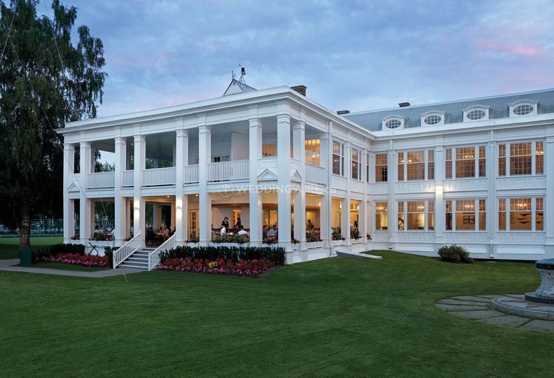 Royal Canadian Yacht Club