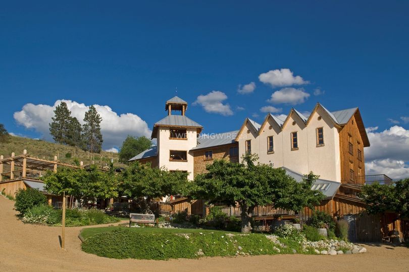 Hillside Winery & Bistro