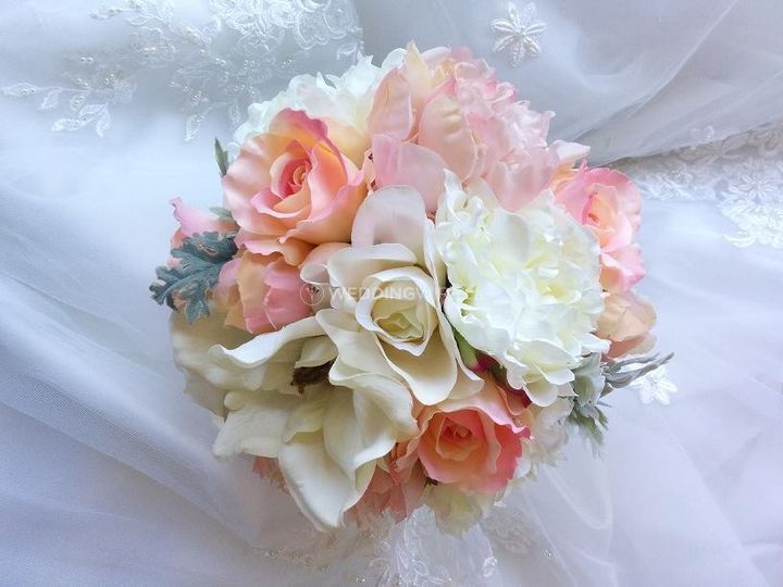 Treasured Moments Flowers & Gifts