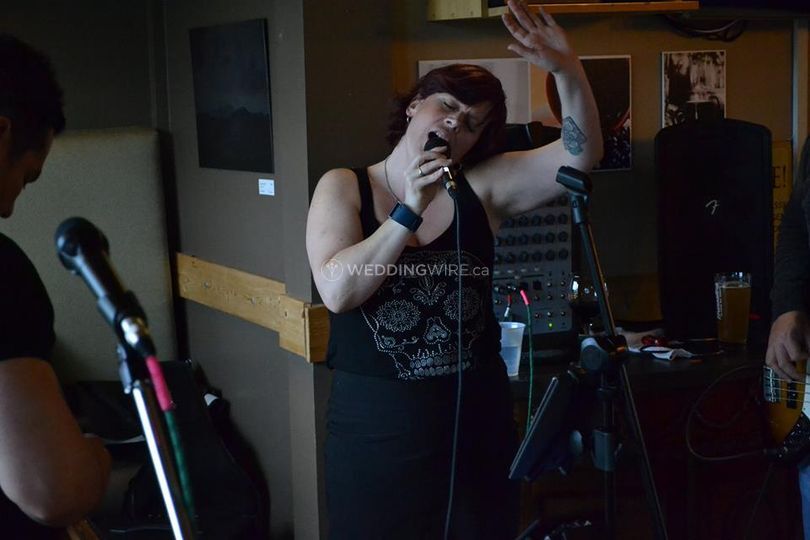 Laurel Smith Entertainment