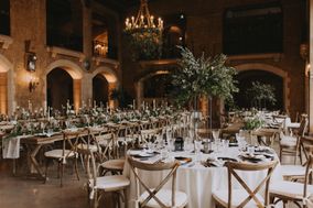 Signature Weddings By Ashley