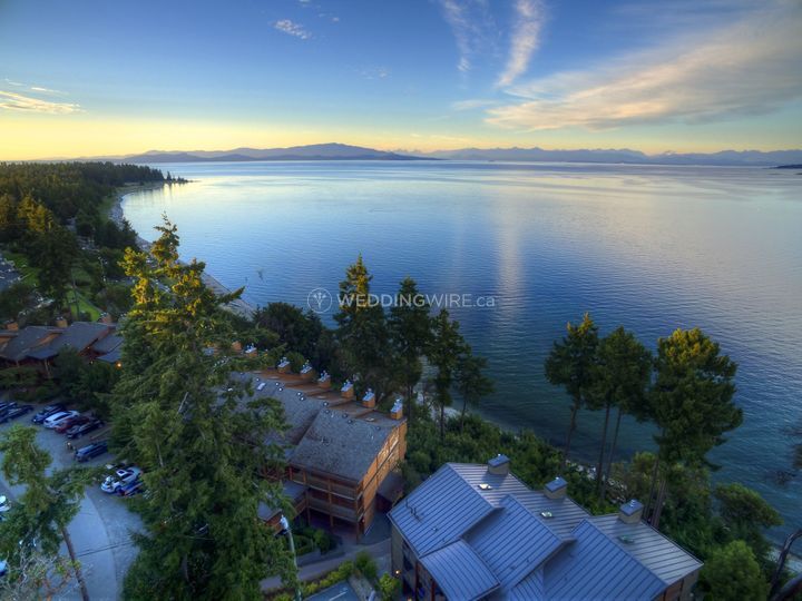 Tigh-Na-Mara Seaside Resort
