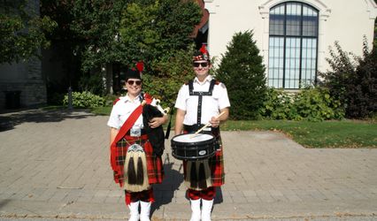 Piper and Drummer Duo