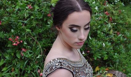 Amanda Hopwood Makeup