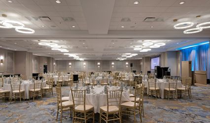 DoubleTree by Hilton West Edmonton