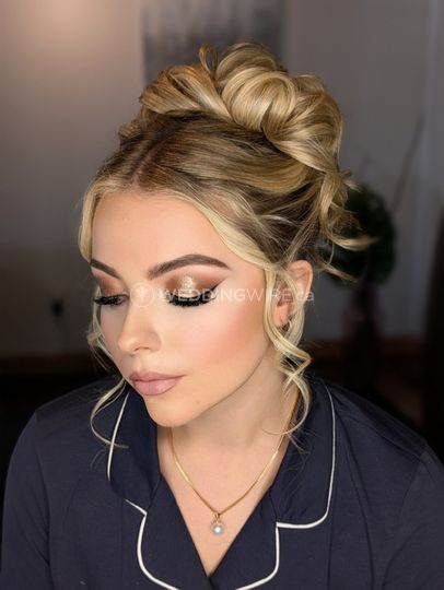 Dollface Makeup & Hair