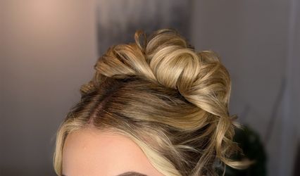Dollface Makeup & Hair