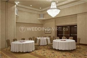 Hamilton Plaza Hotel and Conference Center