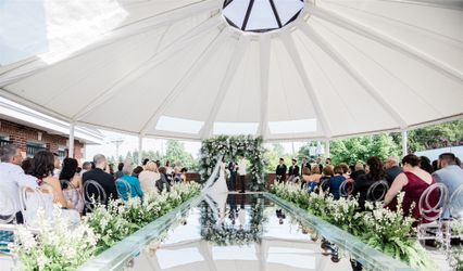 Luxe Proposals