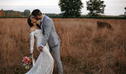 Wild Peach Photography