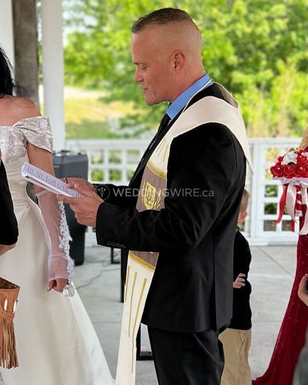 Civil Marriage Officiant Windsor ON